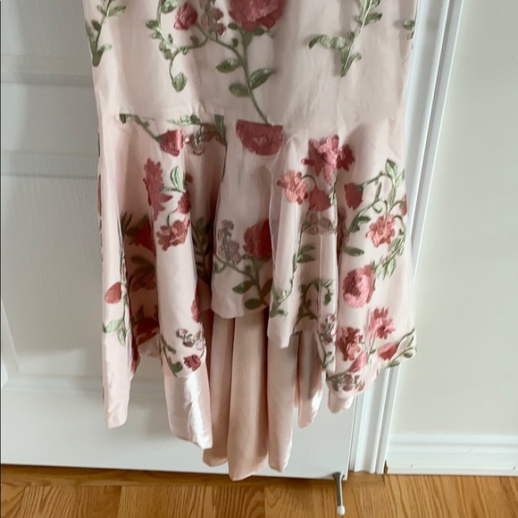 NWT Chi Chi London Floral Dress - Picture 5 of 10